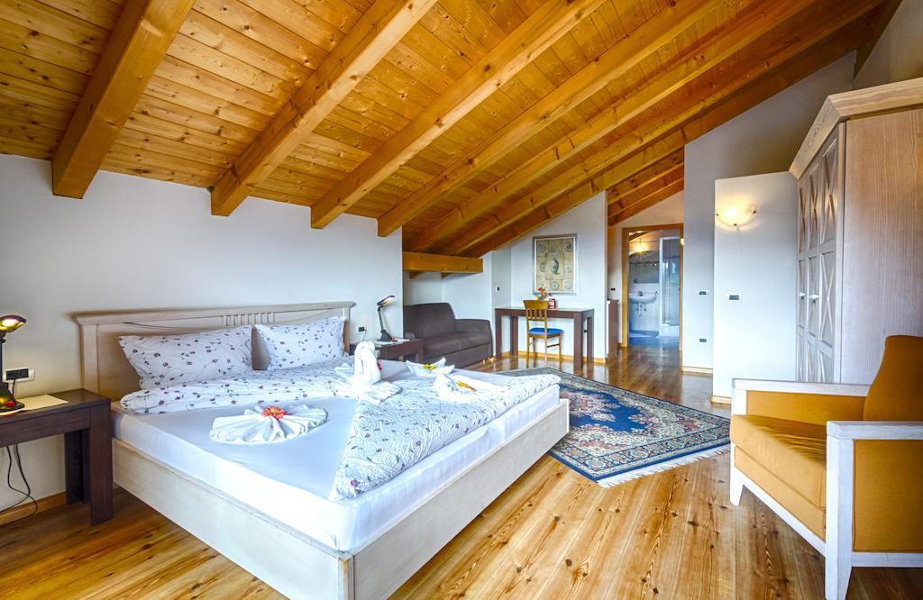Hotel & Residenz Traubenheim นาลเลส ห้อง รูปภาพ