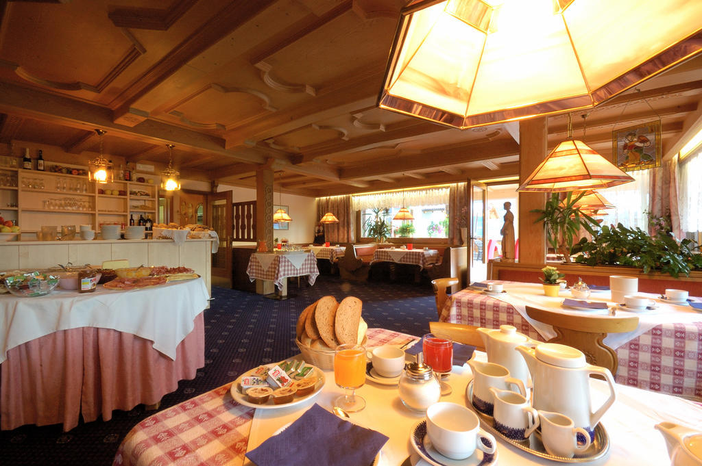 Hotel & Residenz Traubenheim นาลเลส ภายนอก รูปภาพ