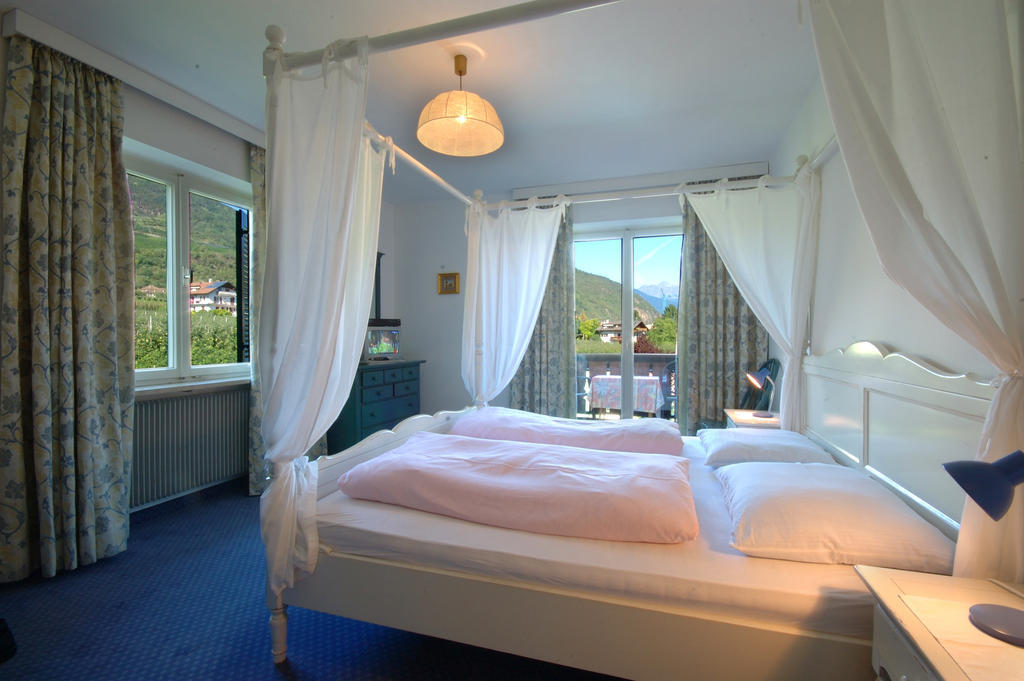 Hotel & Residenz Traubenheim นาลเลส ห้อง รูปภาพ